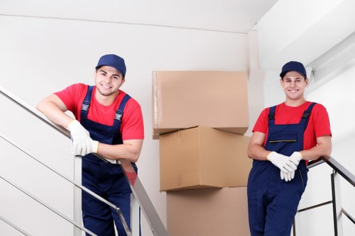 Secure storage and packing preparation for North Kensington removals