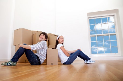 A smooth relocation scene representing North Kensington removals